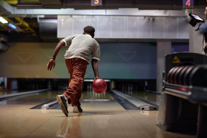 Soirée bowling détente en famille ou entre amis